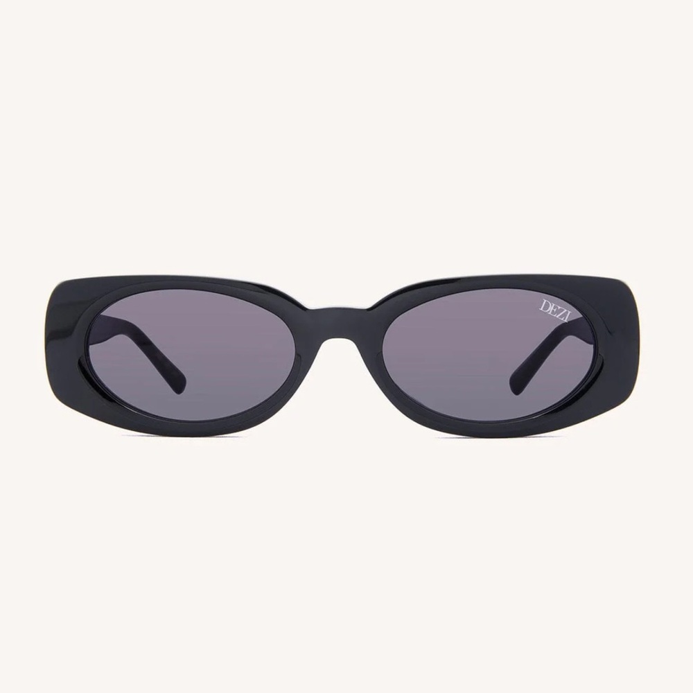 DEZI “Booked” Sunglasses